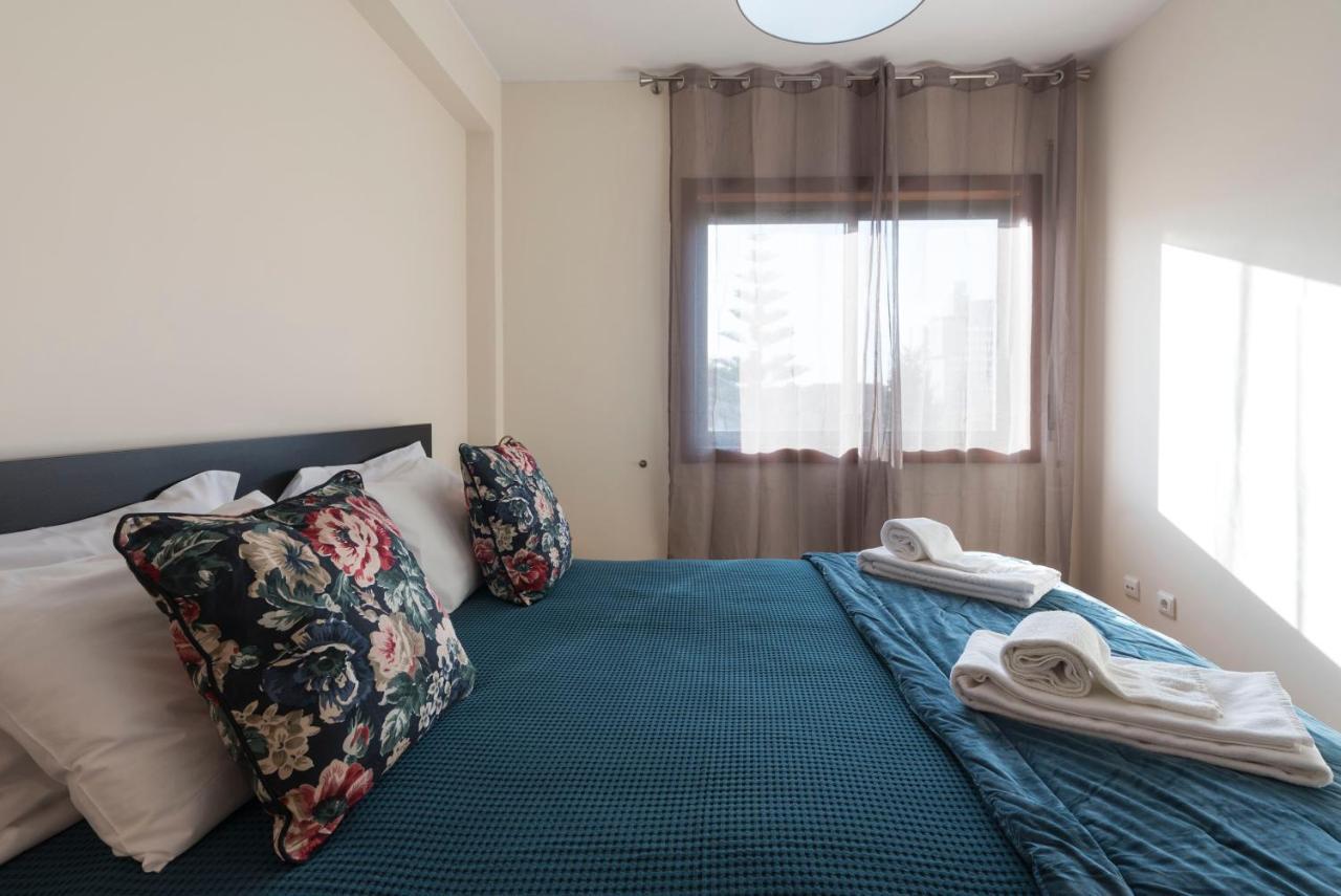 Lovelystay - Homey Feeling Flat W/ Free Parking Porto Exterior photo