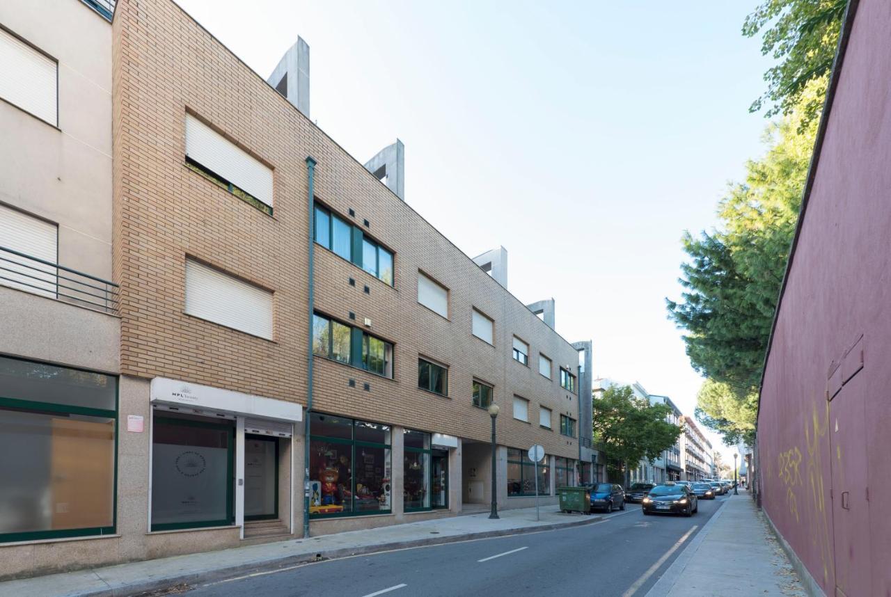 Lovelystay - Homey Feeling Flat W/ Free Parking Porto Exterior photo